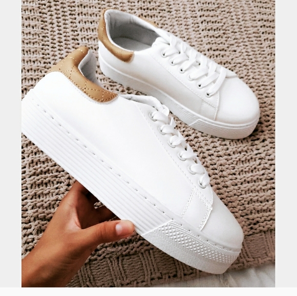 🆕️Back to School//Tan platform sneaker - Picture 8 of 8